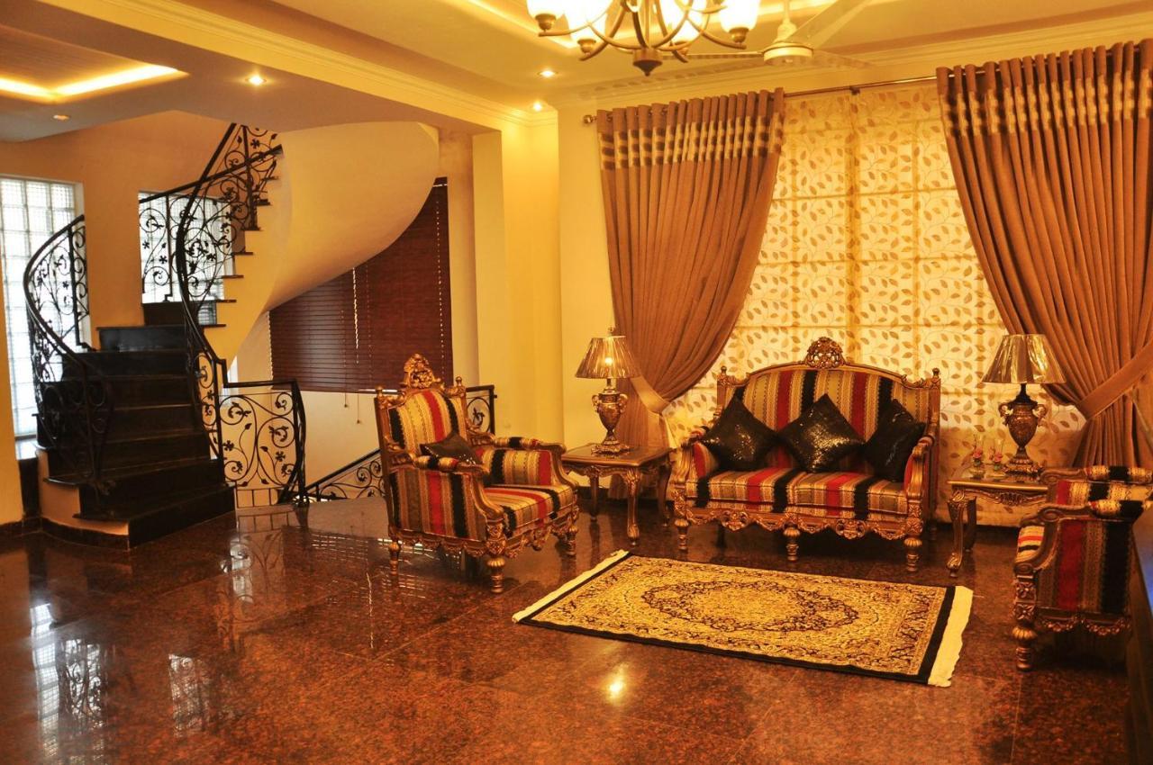 Reina Boutique Hotel - G9 Islamabad Exteriör bild